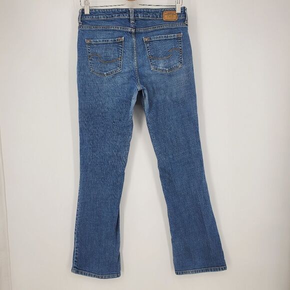 Levi Signature Jean Low Rise Bootcut Stitched Back Pockets Misses Size 4 - Picture 8 of 8